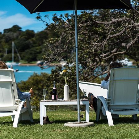 Appartamento Boatsheds On The Bay, Waiheke Island Ostend Esterno foto