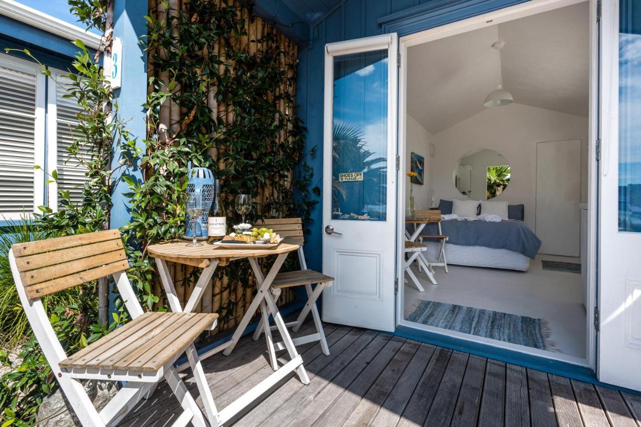 Appartamento Boatsheds On The Bay, Waiheke Island Ostend Esterno foto